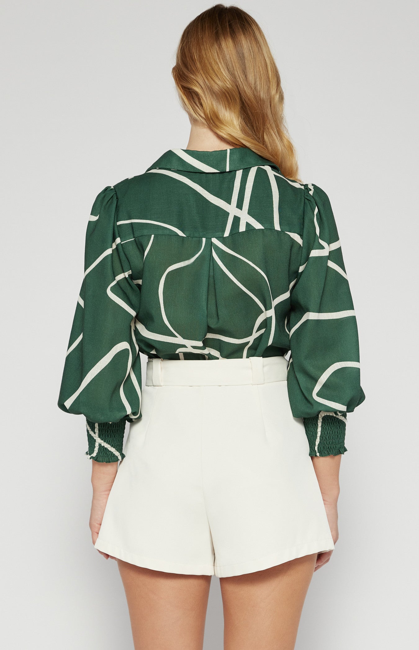 Shirred sleeve shirt green abstract